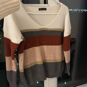 Sweater in size M